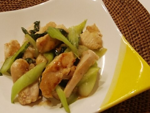 鶏むねとチンゲン菜のオイスターソース炒め